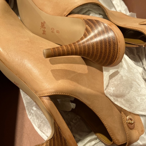 COACH VINTAGE Marietta Burnish Calf leather ginger peep toe kitten heels s10 NIB - Picture 11 of 11